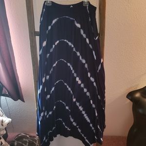 Shark bite maxi skirt